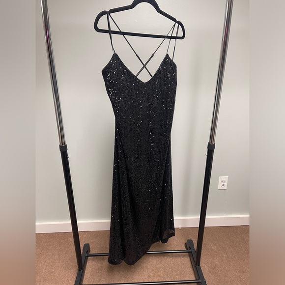 **NEW**Banana Republic Black Sequin Criss Cross Back Midi Slip Dress - Picture 1 of 4